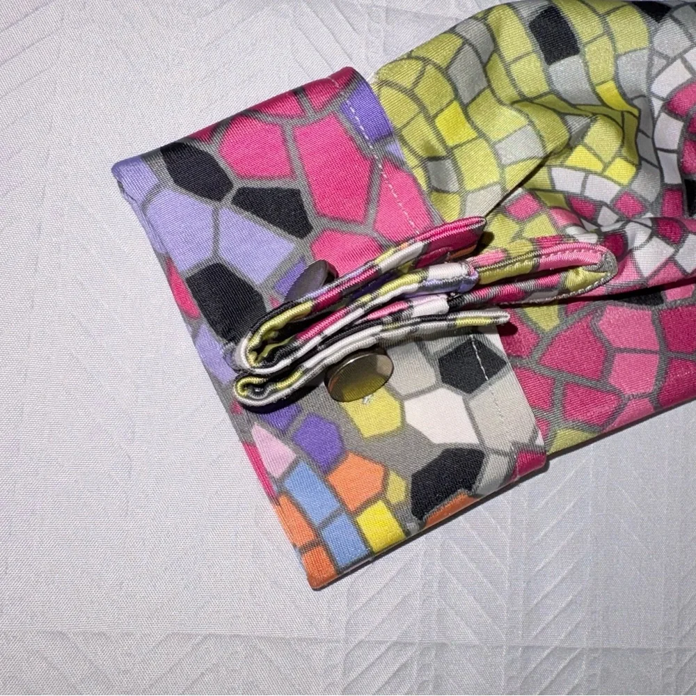 Carmen Marc Valvo Mosaic Print Button Front Blouse Stretch Long Sleeve Size Med - Picture 8 of 8